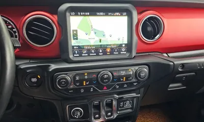 Jeep Wrangler 2021, 75559 км, за 25081.45 USD - фото 14