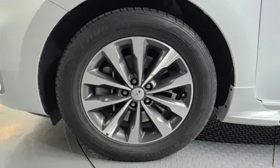 Kia Canival 2019, 149462 км, за 6859.52 USD