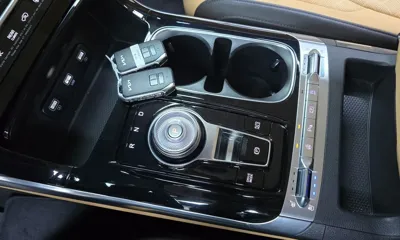 Kia Canival 2023, 98958 км, за 16225.15 USD - фото 9