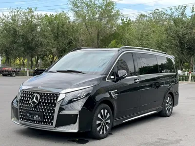 Mercedes-Benz Vito · 2023 год