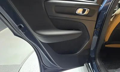 Volvo XC40 2022, 111869 км, за 16214.1 USD - фото 25