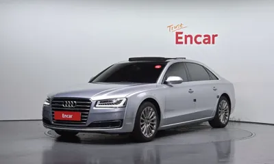 Audi A8 · 2015 год
