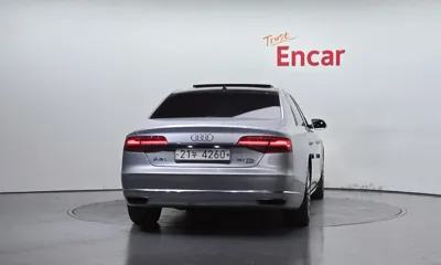 Audi A8 2015, 273736 км, за 9114.01 USD