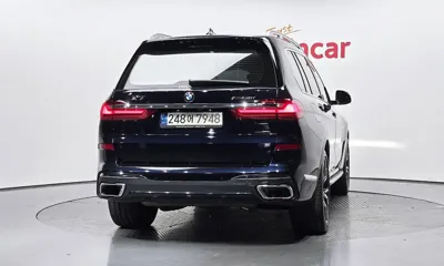 BMW X7 2021, 32649 км, за 57437.31 USD
