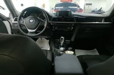 BMW 3 Series 2017, 55100 км, за 13139 USD - фото 12