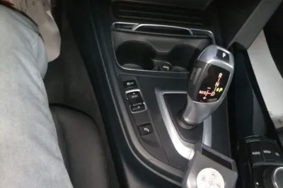 BMW 3 Series 2017, 55100 км, за 13139 USD - фото 16
