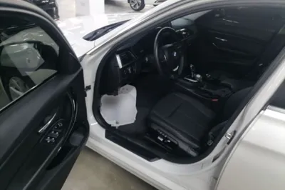 BMW 3 Series 2017, 55100 км, за 13139 USD - фото 18
