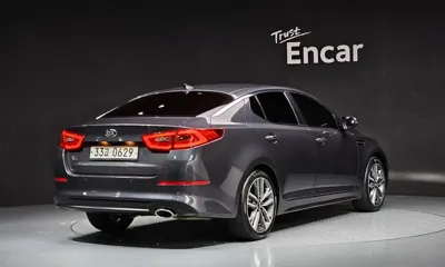 Kia K5 2014, 137217 км, за 4098.36 USD