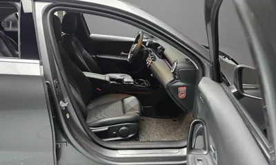 Mercedes-Benz A-Class 2020, 36961 км, за 14385.18 USD - фото 18