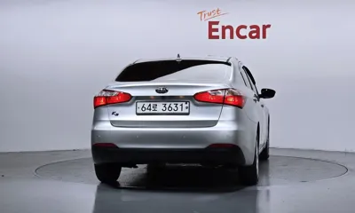 Kia K3 2014, 47587 км, за 4588.42 USD