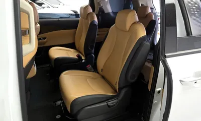 Kia Canival 2023, 80712 км, за 25119 USD - фото 12