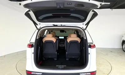 Kia Canival 2023, 80712 км, за 25119 USD - фото 20