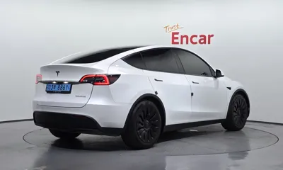 Tesla Model Y 2021, 122691 км, за 19627.15 USD