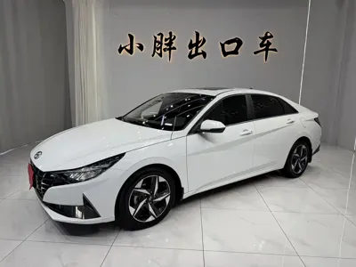 Hyundai Elantra · 2023 год