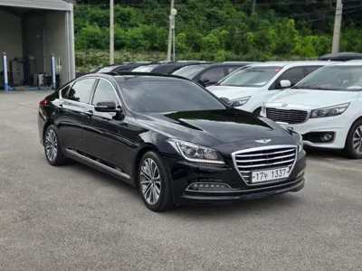 Hyundai Genesis 2014, 175000 км, за 4588.42 USD