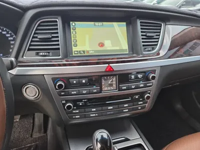 Hyundai Genesis 2014, 175000 км, за 4588.42 USD - фото 11