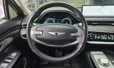 Genesis GV70 2023, 62083 км, за 22909.28 USD - фото 13