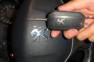 Peugeot 3008 2013, 156800 км, за 3267 USD - фото 20