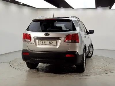 Kia Sorento 2011, 181249 км, за 2214.98 USD