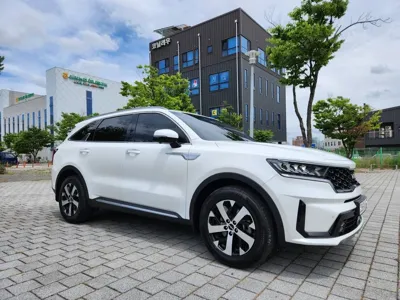Kia Sorento 2023, 108057 км, за 15222.5 USD