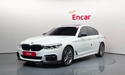 BMW 5-Series · 2017 год