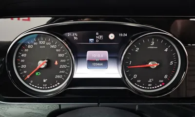 Mercedes-Benz E-Class 2019, 120464 км, за 14006.52 USD - фото 8