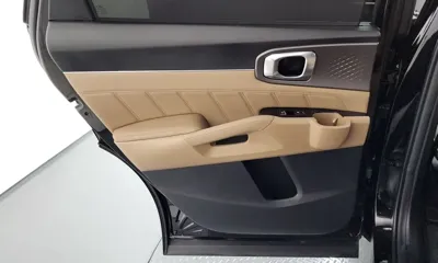 Kia Sorento 2024, 41344 км, за 28338.78 USD - фото 25