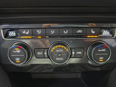 Volkswagen Tiguan 2018, 154798 км, за 14344.27 USD - фото 14