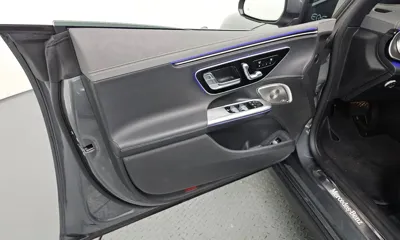 Mercedes-Benz EQE 2022, 34462 км, за 34703.88 USD - фото 24