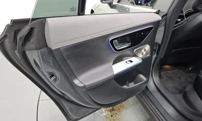 Mercedes-Benz EQE 2022, 34462 км, за 34703.88 USD - фото 25