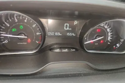 Peugeot 2008 2018, 50100 км, за 6147 USD - фото 11