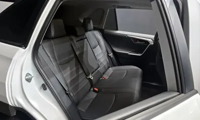 Toyota RAV4 2025, 6263 км, за 30341.11 USD - фото 13