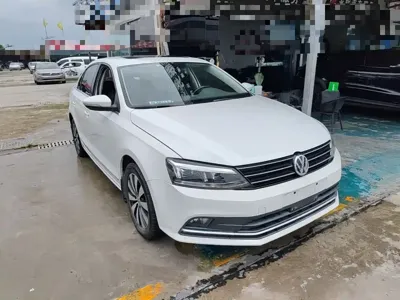Volkswagen Sagitar 2018, 90399 км, за 5164.7 USD