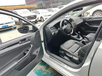 Volkswagen Sagitar 2018, 90399 км, за 5164.7 USD - фото 16