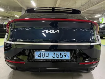 Kia EV6 2022, 80043 км, за 20283.58 USD
