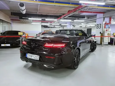Mercedes-Benz E-Class 2023, 4337 км, за 55832.87 USD