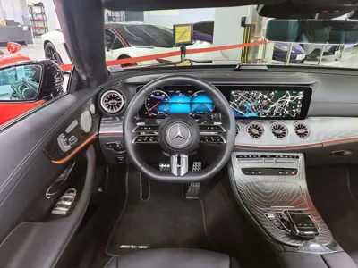 Mercedes-Benz E-Class 2023, 4337 км, за 55832.87 USD - фото 6