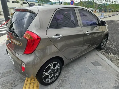 Kia Morning 2012, 137447 км, за 2523.78 USD