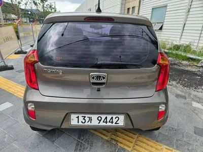 Kia Morning 2012, 137447 км, за 2523.78 USD