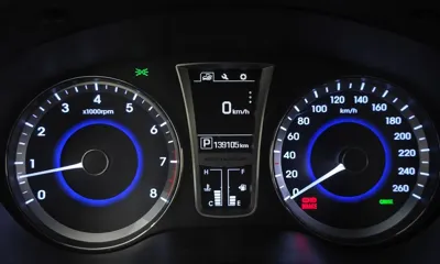 Hyundai Grandeur 2015, 139105 км, за 6276.84 USD - фото 8