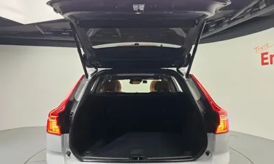 Volvo XC60 2020, 63470 км, за 24966.87 USD - фото 20