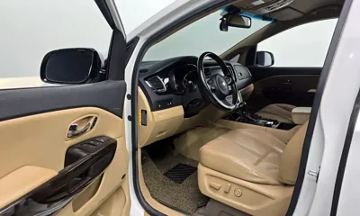 Kia Canival 2016, 127341 км, за 8989.96 USD - фото 11