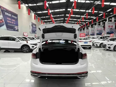Volkswagen Sagitar 2023, 25000 км, за 16178.21 USD - фото 18