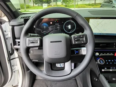 Hyundai Santafe 2025, 2050 км, за 18609.26 USD - фото 12