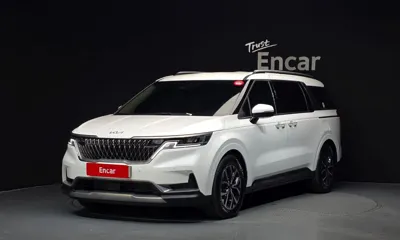 Kia Canival · 2023 год