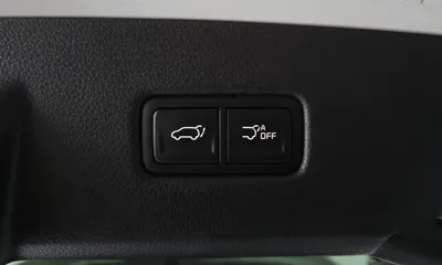 Kia Canival 2023, 2315 км, за 19764.69 USD - фото 20