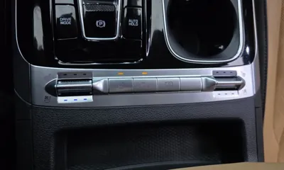 Kia Canival 2023, 2315 км, за 19764.69 USD - фото 30