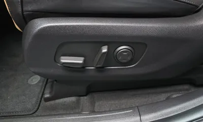 Kia Canival 2023, 2315 км, за 19764.69 USD - фото 31