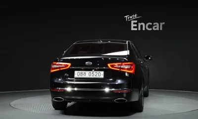 Kia K7 2015, 190523 км, за 2795.29 USD