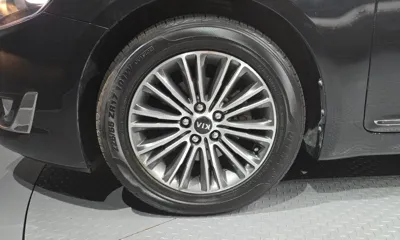Kia K7 2015, 190523 км, за 2795.29 USD